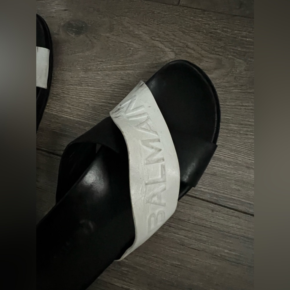 Balmain - 💯 Authentic slides - Picture 2 of 11